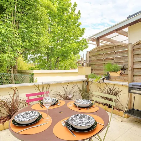 Maison Cosy Avec Terrasse A 15 Minutes De Lyon Et Wifi Apartment Rillieux-la-Pape